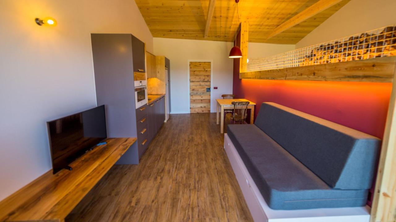 Eco-Apartaments Cal Rossa De Taus エクステリア 写真