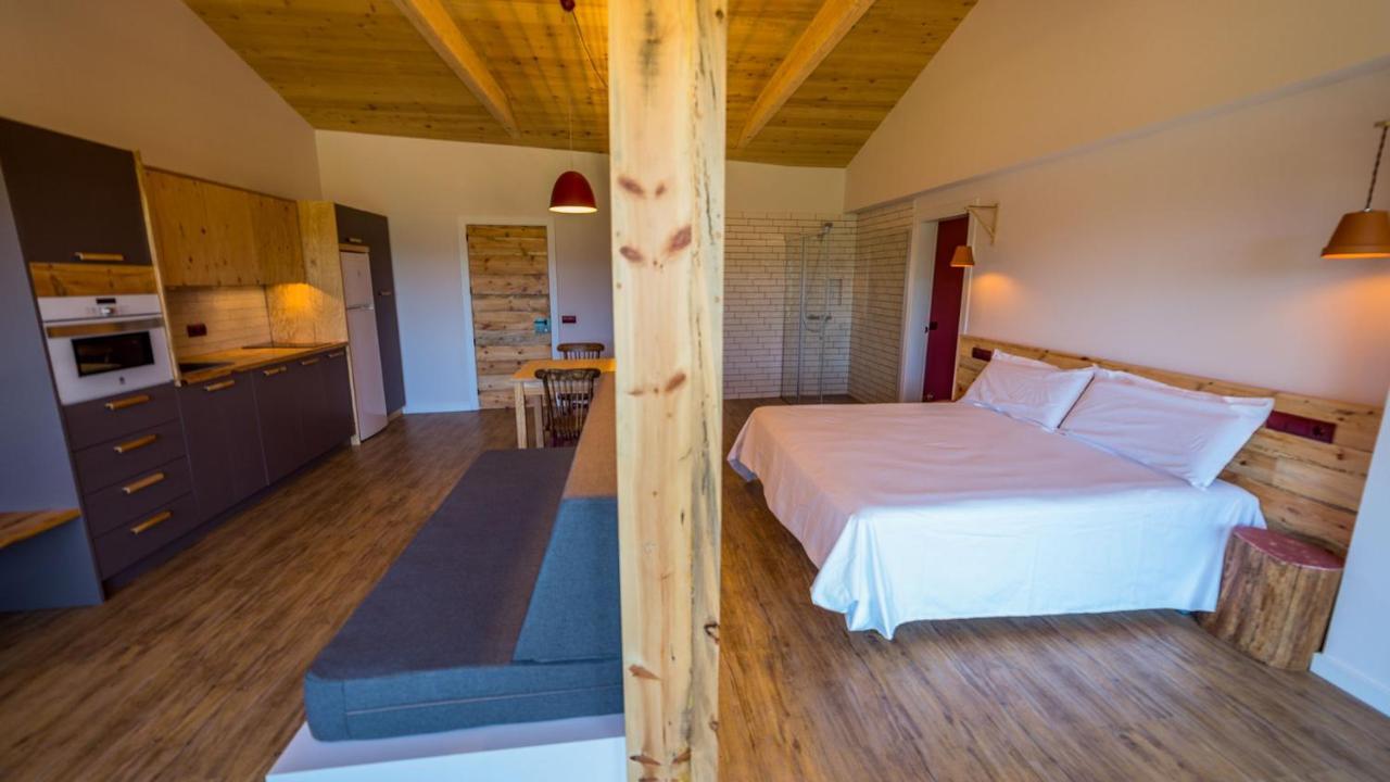 Eco-Apartaments Cal Rossa De Taus エクステリア 写真
