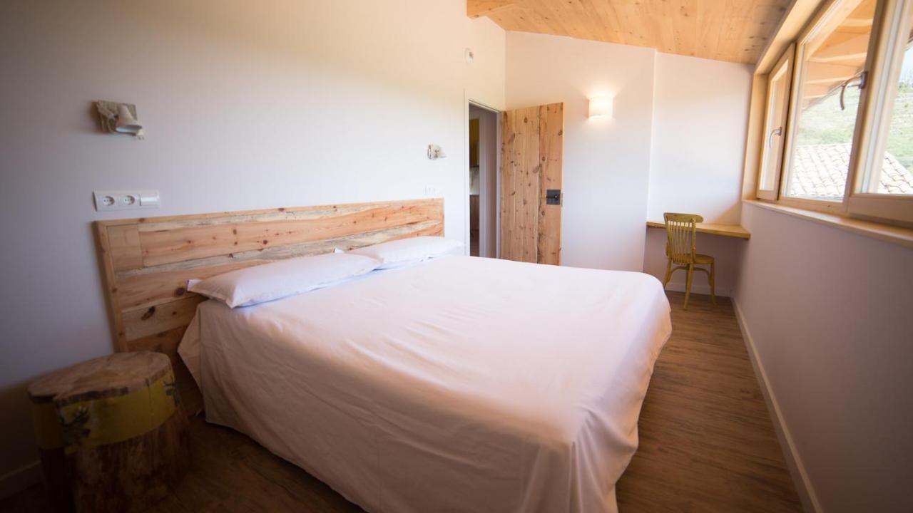 Eco-Apartaments Cal Rossa De Taus エクステリア 写真