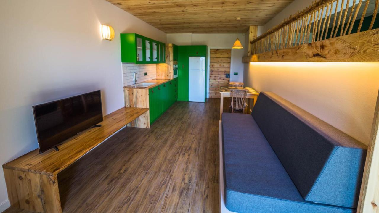 Eco-Apartaments Cal Rossa De Taus エクステリア 写真